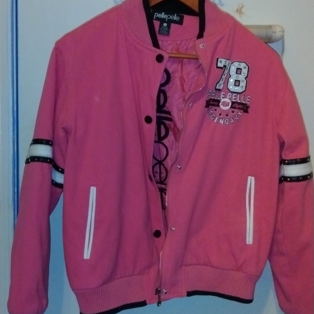 Sold - Picture 2 of 4